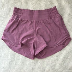 Hotty hot high-rise lined short 2.5”